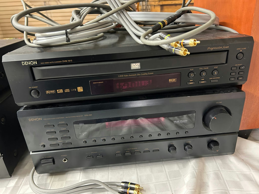 A Collection of Audio-Video Electronics   - image 8 of 10