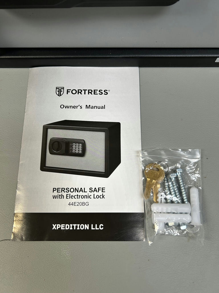 Fortress Personal Safe - image 3 of 7