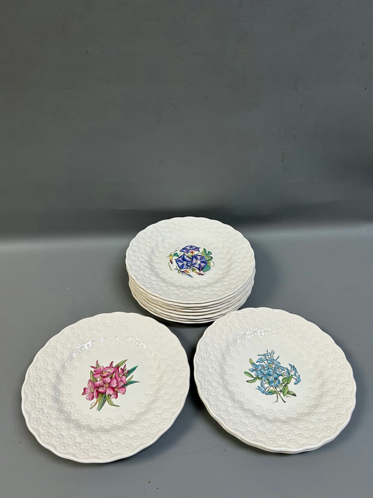 Spode "Bermuda Flowers" Luncheon Plates 12  - image 1 of 5