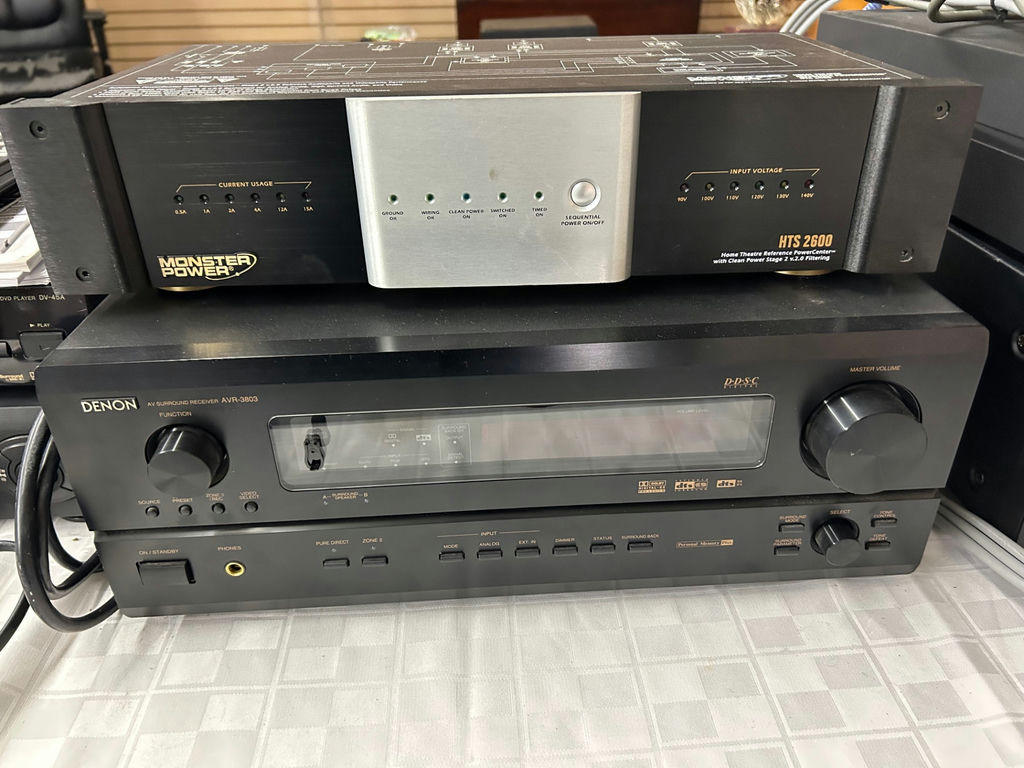 A Collection of Audio-Video Electronics - image 7 of 10