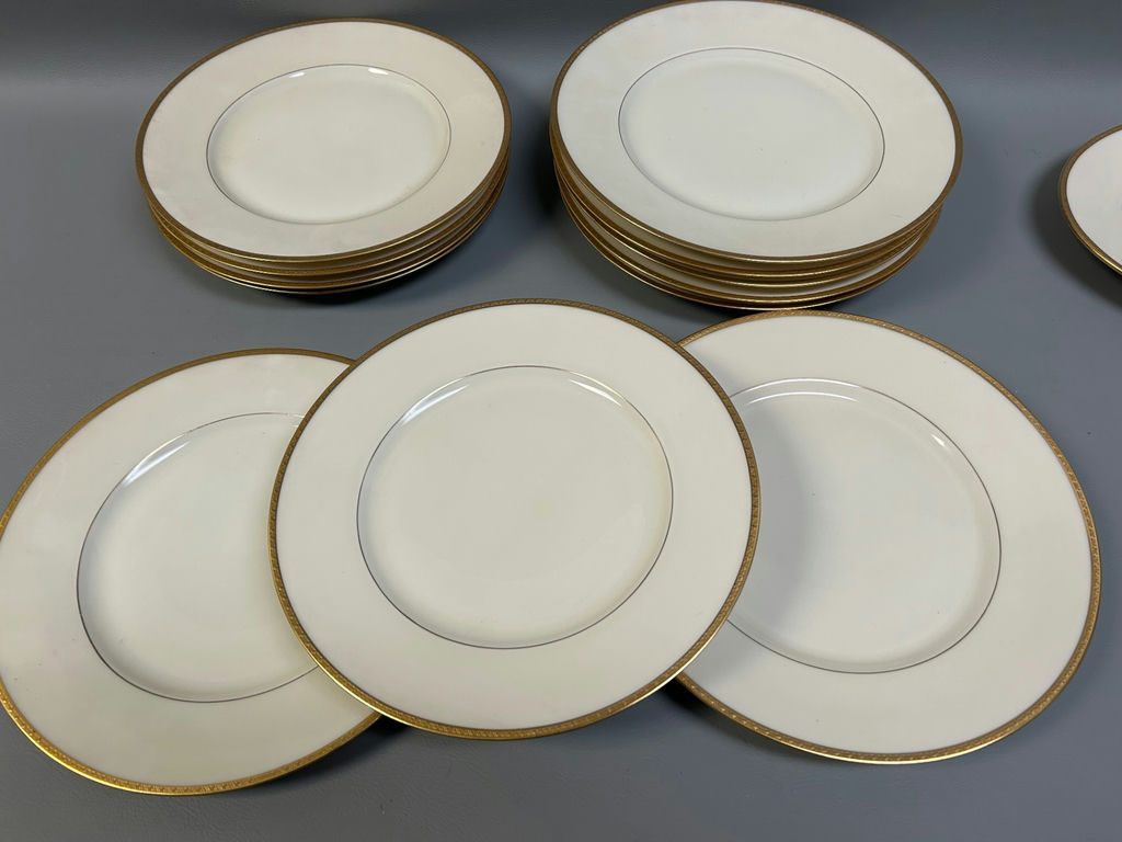 Pickard Black Knight China 15 Pc - image 4 of 5