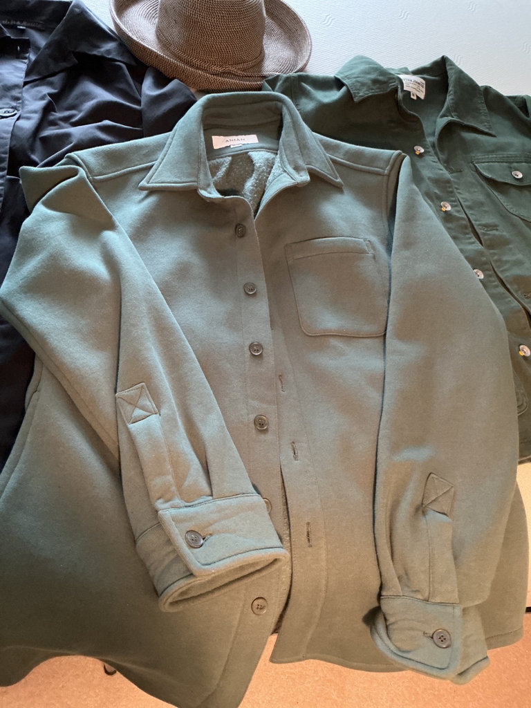 Women’s jackets, hat, gloves, and Nike sneakers - image 2 of 11
