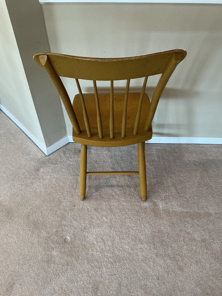 Vintage yellow pained chairs - image 4 of 6