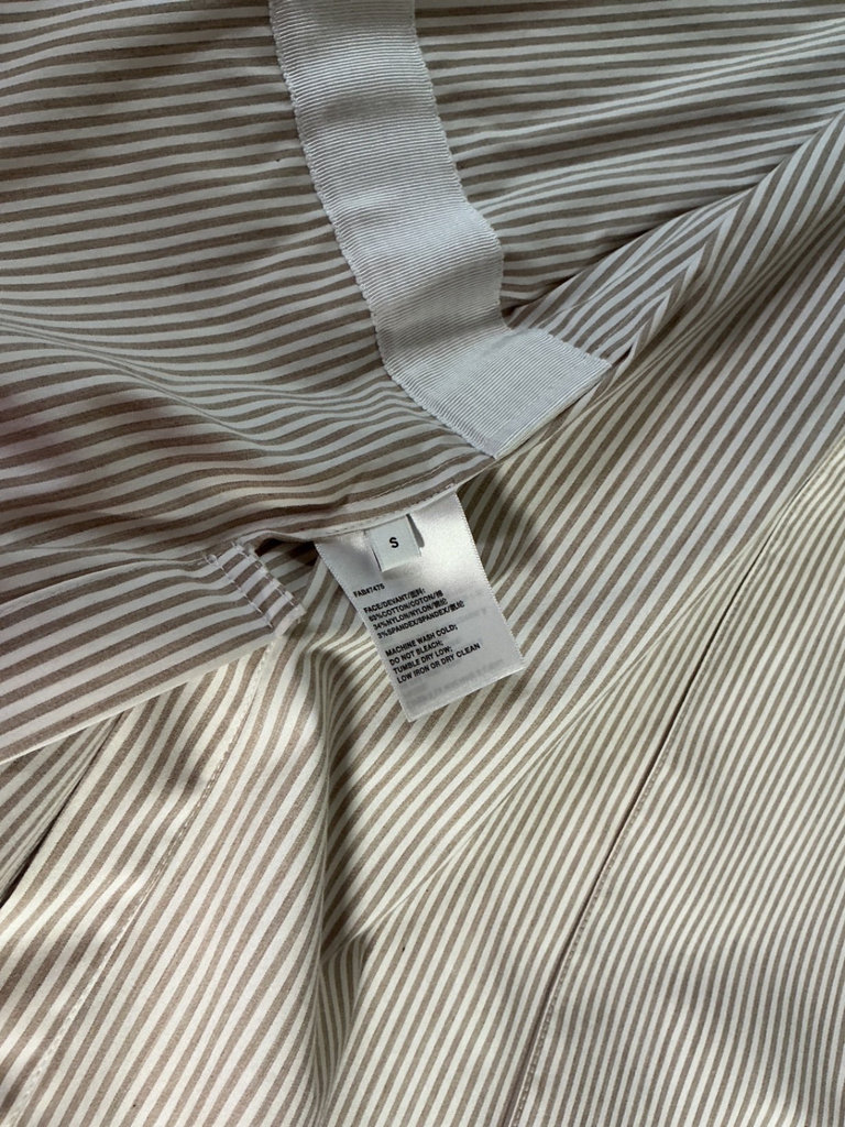 Striped Lafayette 148 New York blazer and trousers shorts suit with belt - image 5 of 5