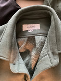 Women’s jackets, hat, gloves, and Nike sneakers - thumbnail 4 of 11