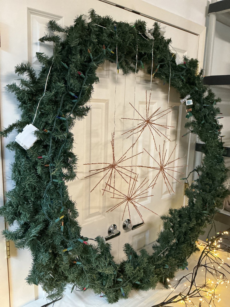 Evergreen wreath with lights and copper starburst ornaments - image 2 of 4