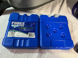 Gray YETI insulated tote bag with ice packs, lunch tote - thumbnail 4 of 6