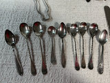 Assorted vintage silverware set - thumbnail 12 of 12