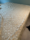 Antique Cream crochet lace bedspread with circular motifs - thumbnail 3 of 3