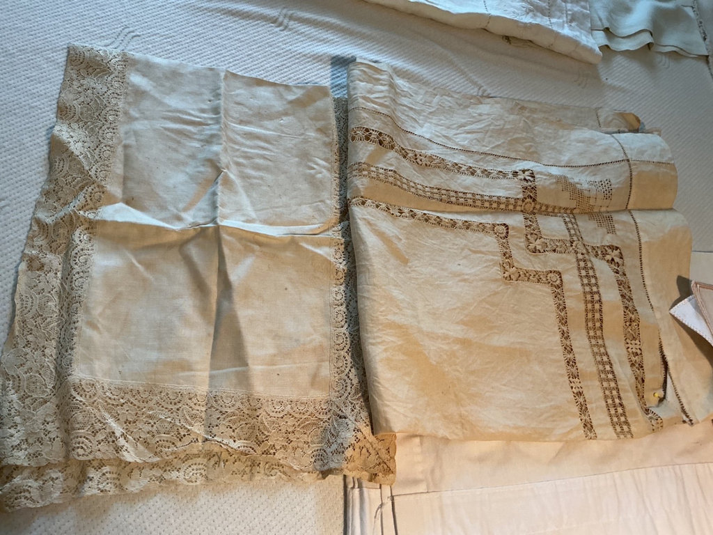 Assorted vintage embroidered linens and textiles - image 3 of 11