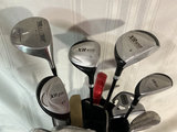 Golf bag with multiple golf clubs - thumbnail 4 of 6
