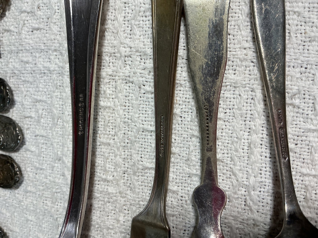 Assorted vintage silverware set - image 8 of 12