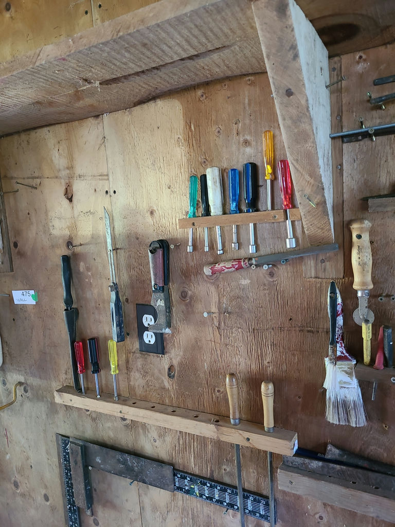 Hand Tools and Hardware B - image 6 of 8