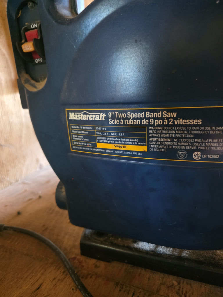 Mastercraft 9-inch two-speed Band Saw B - image 5 of 7