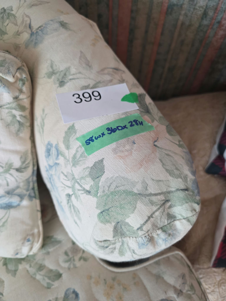 Floral Love Seat C - image 2 of 4