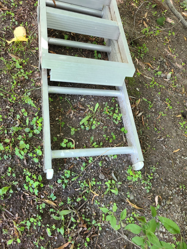 Aluminum Ladder A - image 6 of 8