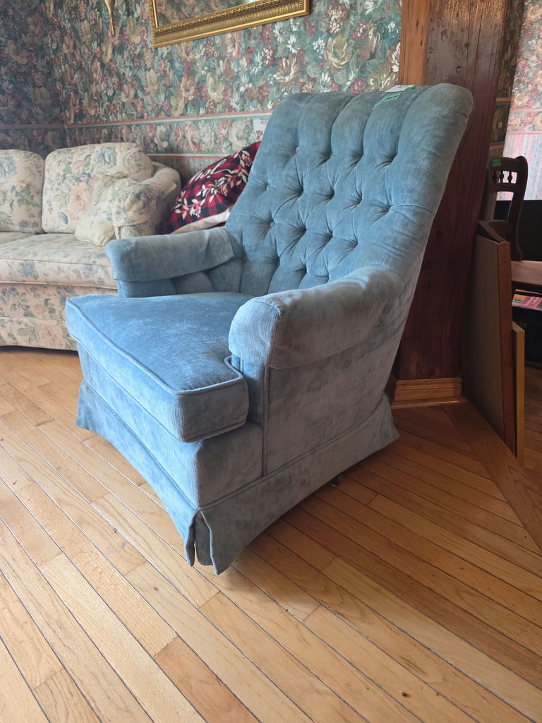 Blue tufted  Armchair C - image 4 of 6