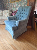 Blue tufted Armchair C - thumbnail 4 of 6