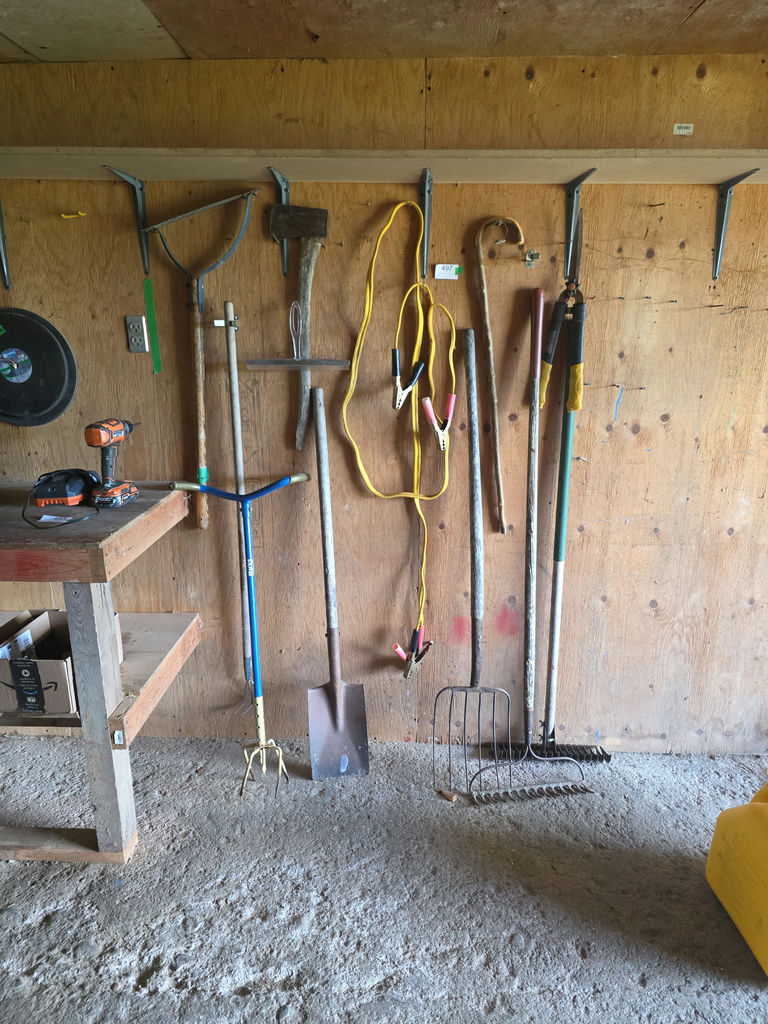 Garden Tools B - image 1 of 5