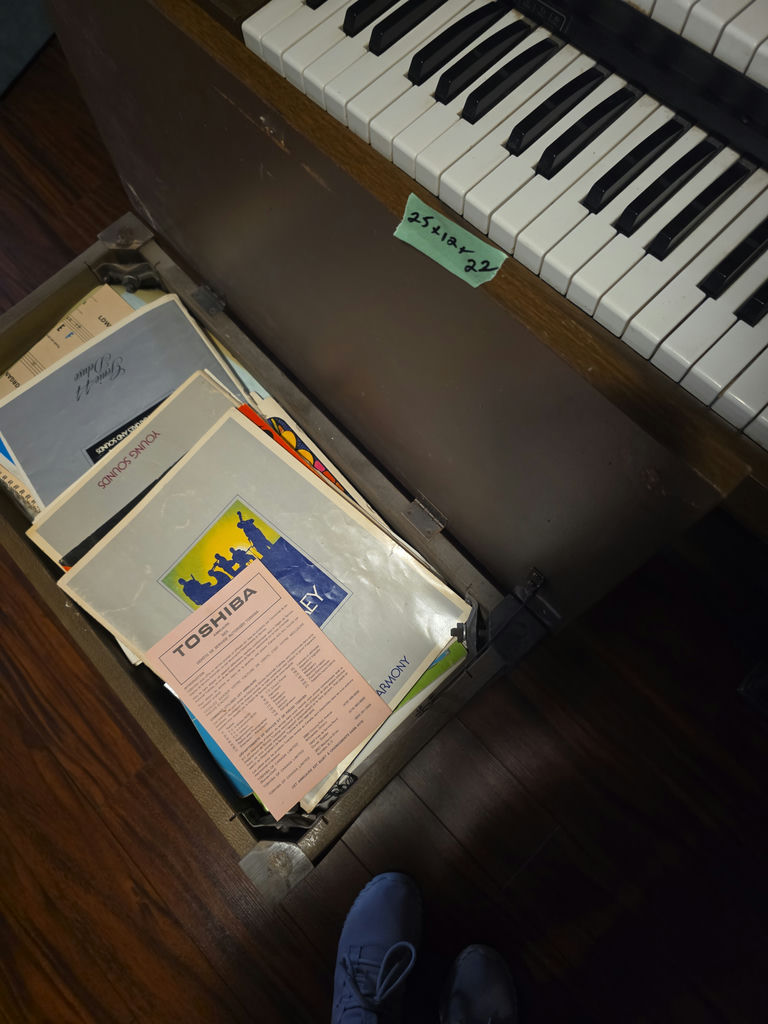 Vintage Electric Organ and Bench C - image 3 of 6