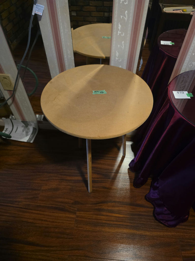 Round Side  Tables B - image 4 of 4