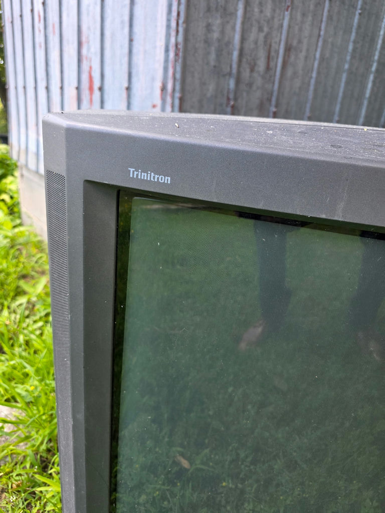Old Trinitron CRT television C - image 3 of 4