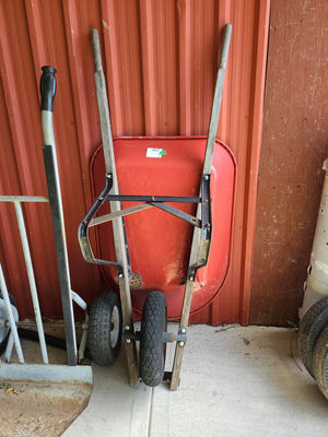 Two-wheeled Wheelbarrow B - Image 1 of 9
