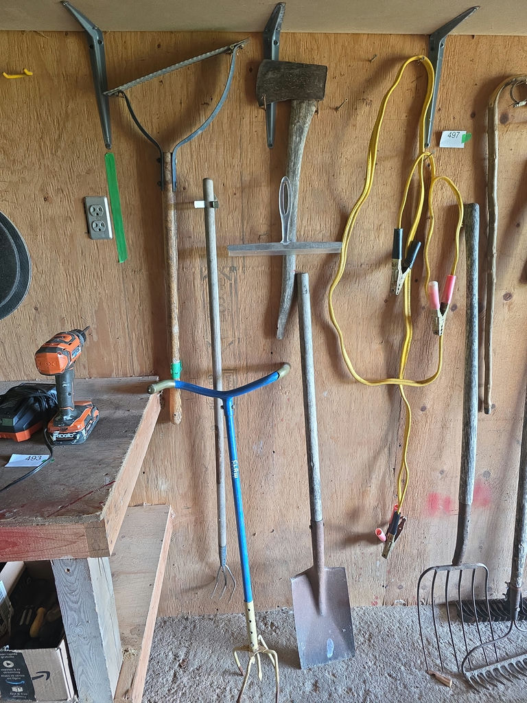 Garden Tools B - image 2 of 5