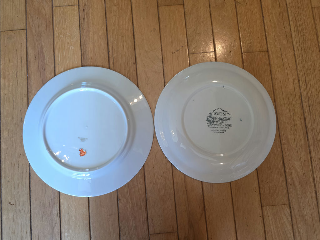 Anniversary-themed Dishes and Glassware B - image 6 of 16