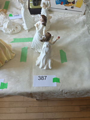 Royal Doulton Figurines A - Image 1 of 3