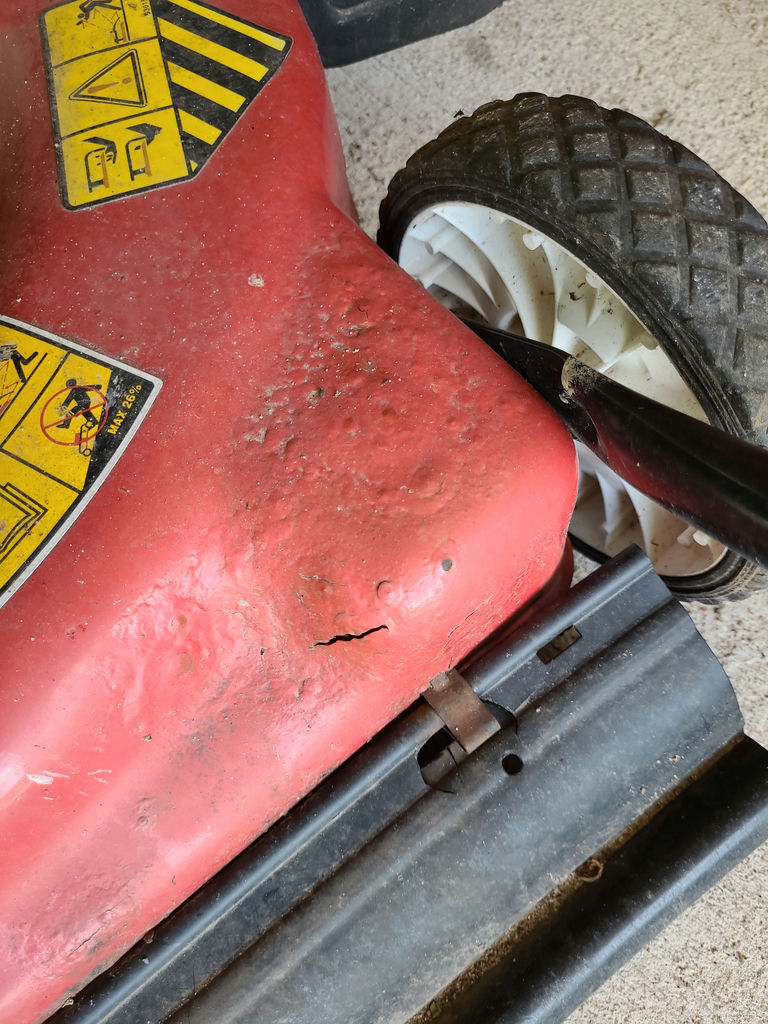MTD Gas-Powered Lawn Mower A - image 7 of 10