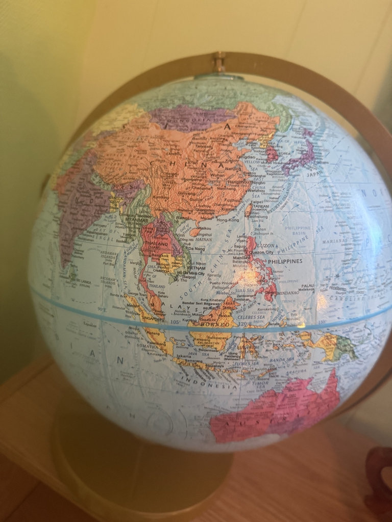 12-inch globe on a stand  - image 3 of 4