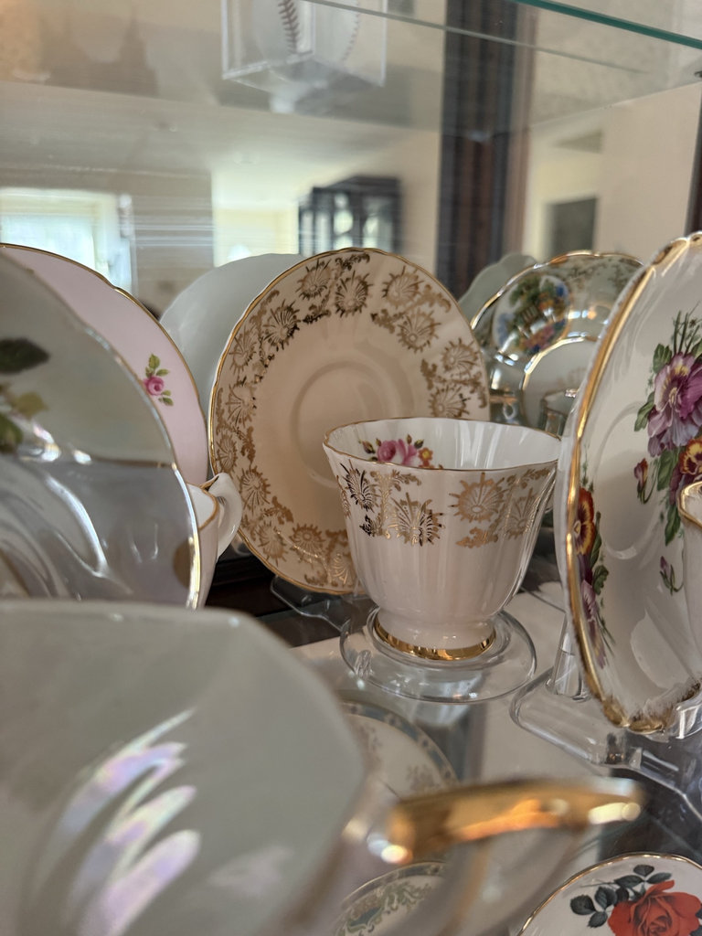 Set of floral bone china tea dishes and cups - image 6 of 12