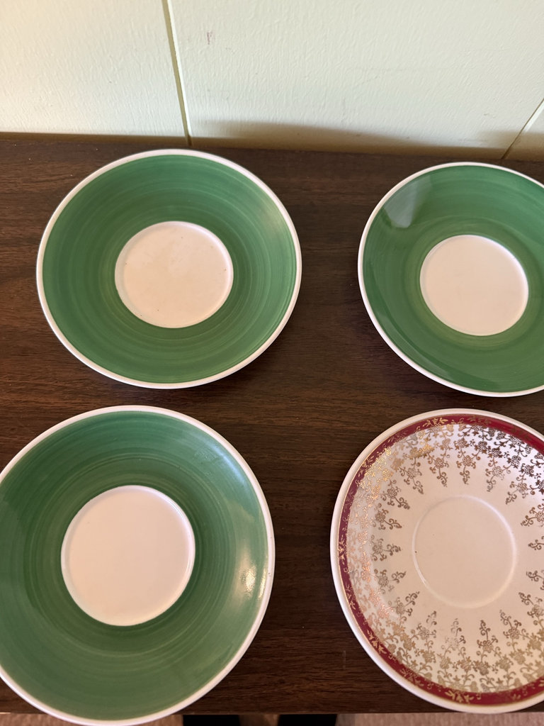Green ceramic bowls and a patterned plate (Hostess Ware) - image 1 of 6