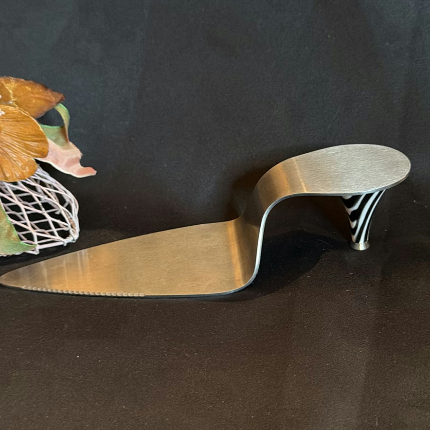 High Heel Cake/Pie/Food Servers Including Wild Eye Designs  - image 3 of 5
