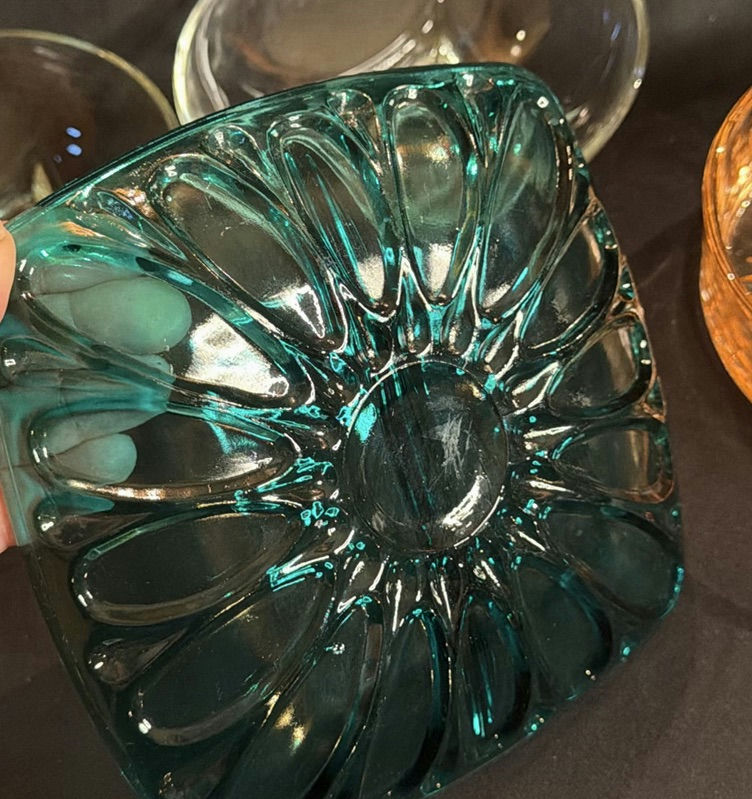 Vintage Collectible Glass Serving Dishes/Relish Trays Lot of 4 - image 6 of 7