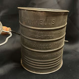Vintage Kitchen Gadgets Lot of 3: Dough blender, flour sifter and colander - thumbnail 3 of 4