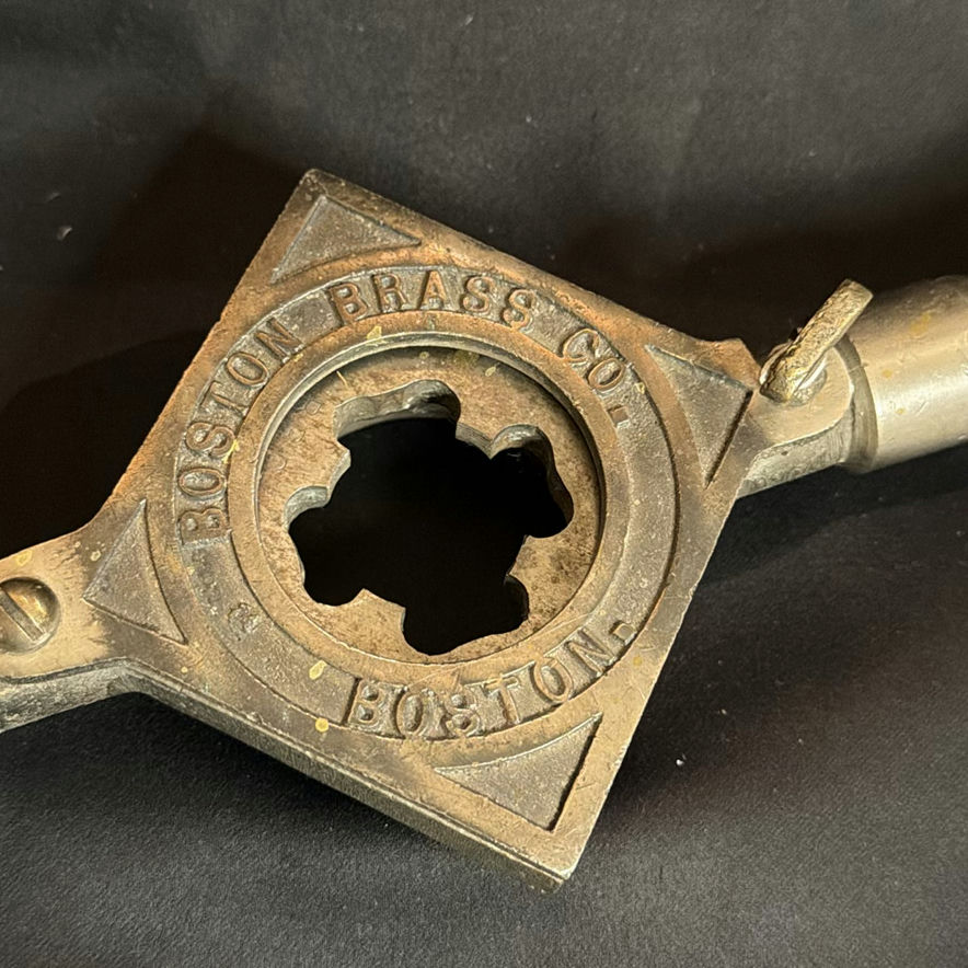 Antique Boston Brass Co Pipe Threader - Possibly Solid Brass, 100 Years Old - image 2 of 4