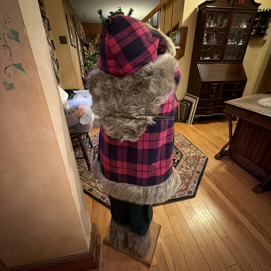 Life-size Santa Claus Statue - image 4 of 4