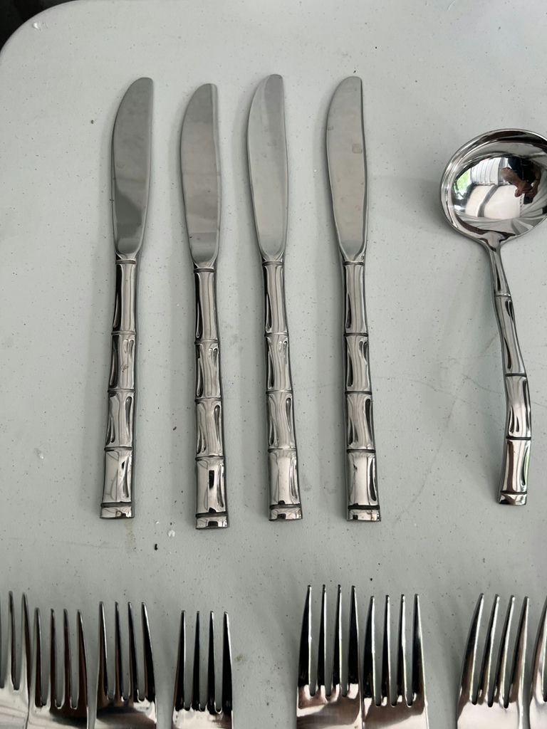 Silverware stainless set in wooden box - image 3 of 11