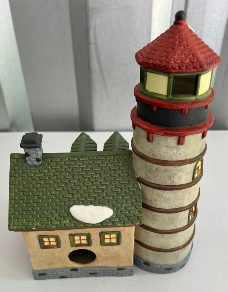 Heartland Valley Village Porcelain Lighted Lighthouse and House - image 3 of 6