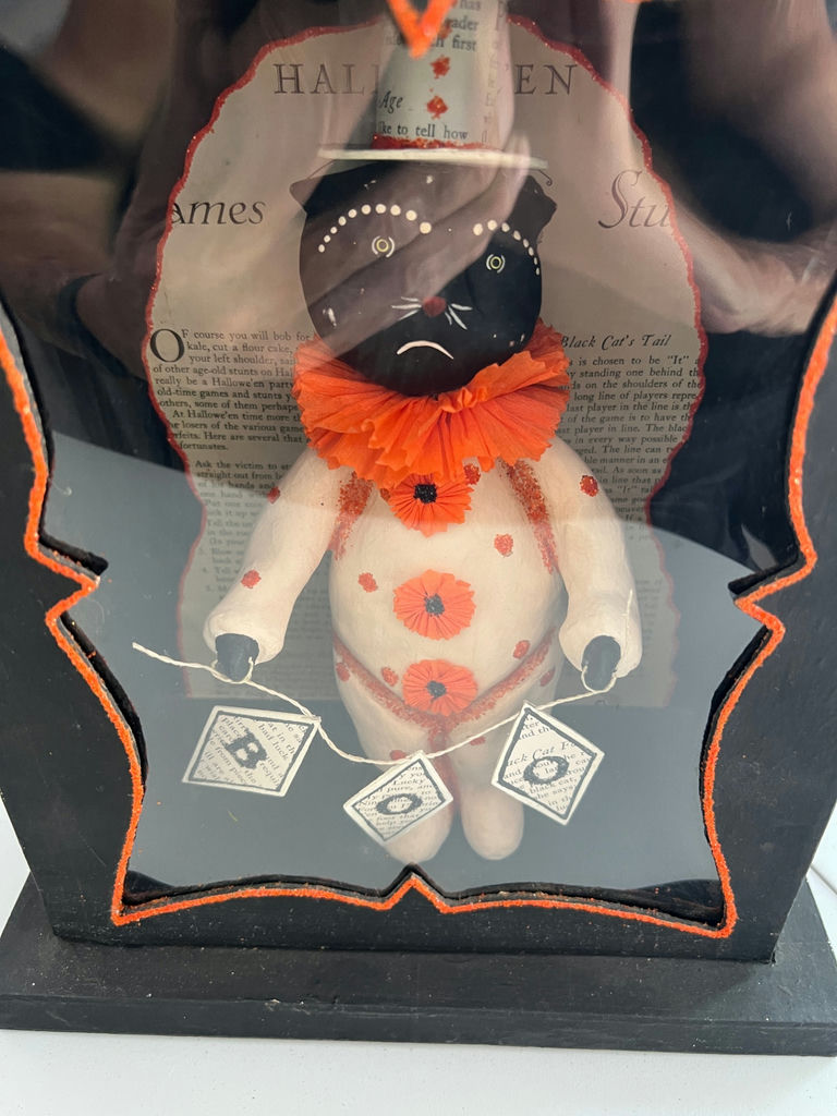 Halloween black-cat figurine in display case - image 3 of 5