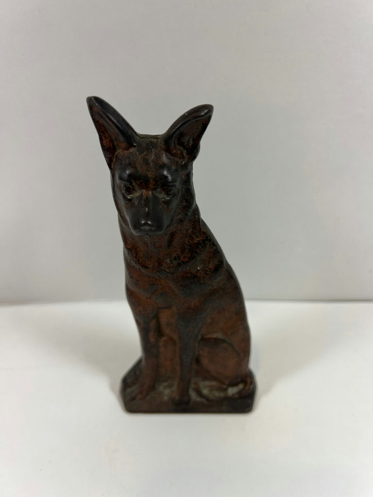 VINTAGE Cast iron dog statue doorstop - image 4 of 5