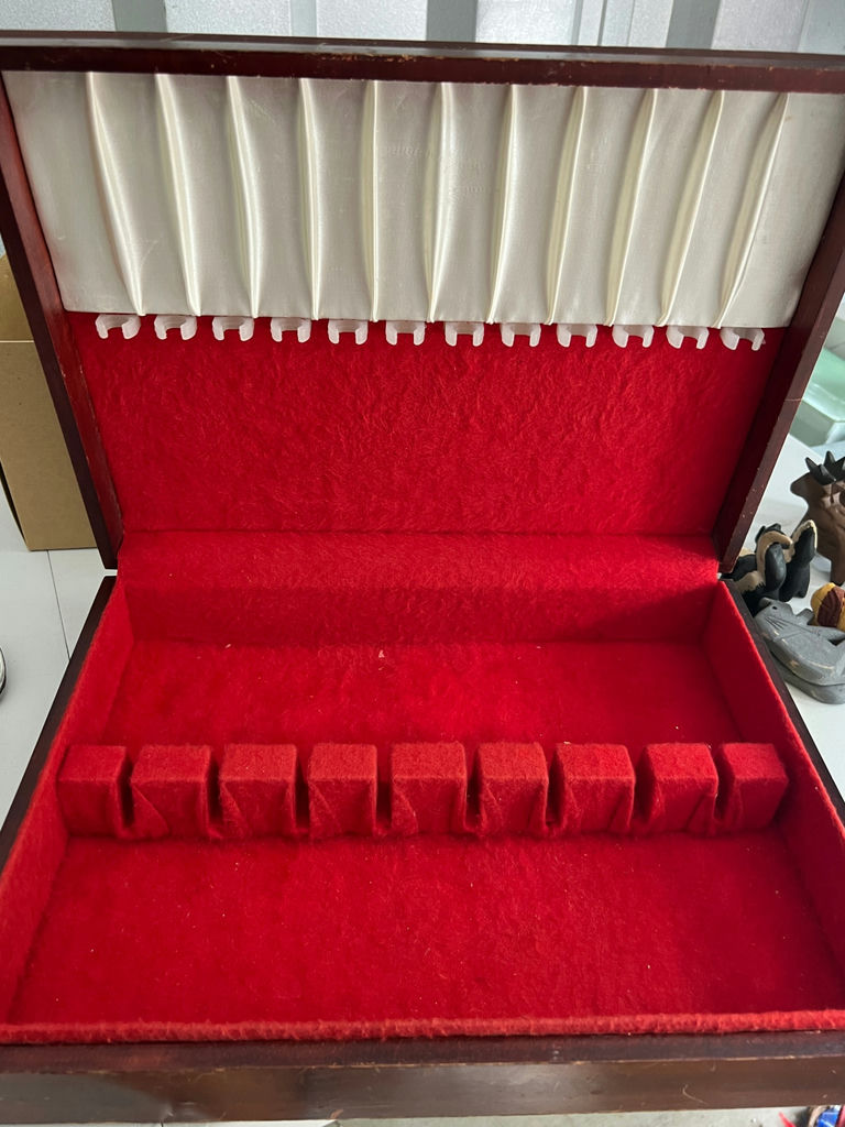 Silverware stainless set in wooden box - image 1 of 11