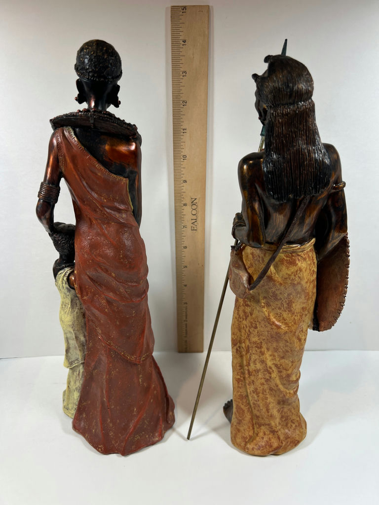Pair of carved wooden African-style statues - image 5 of 5