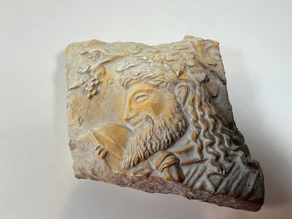 Ancient Greek relief fragments and Athens museum-copy owl badge - image 3 of 5