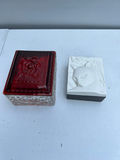 Decorative lot of 2 glass trinket boxes and cat-relief ceramic tile - thumbnail 1 of 4