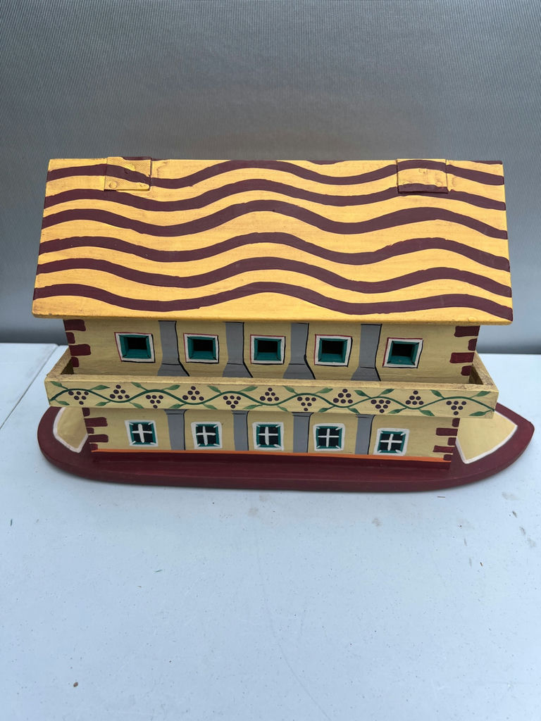 Wooden hand-painted Noah's Art with animals and people - image 5 of 8