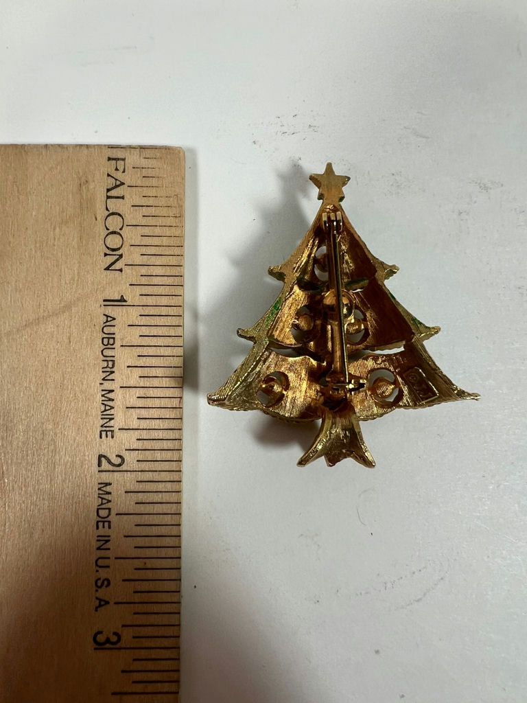 Green enamel Christmas tree brooch in Denholm & McKay jewelry box - image 5 of 6