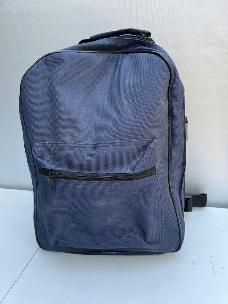 Navy Picnic Backpack with Dinnerware and Bottles BRAND NEW - image 1 of 6